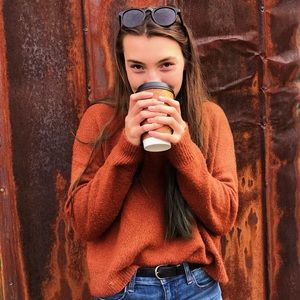 Meet your Posher, Abby